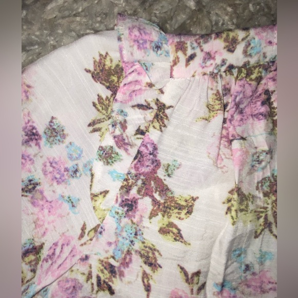 Floral Button-down Blouse LC- Lauren Conrad Size XS ✨Never Worn✨ - Picture 4 of 8